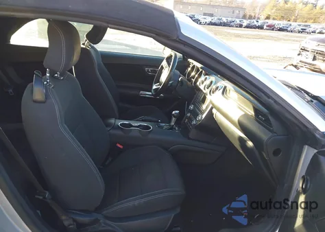 2015 Ford Mustang V6 z USA, uszkodzony, nr VIN 1FATP8EM8F5372142